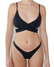 Load image into Gallery viewer, Arenal Top in Black